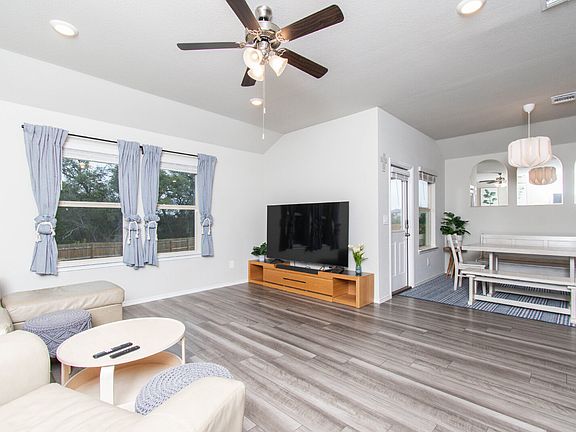 3rd image of 2565 Merganser Dr