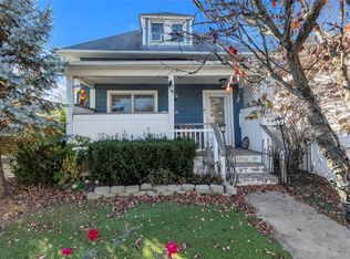 81 Fairground Ave, Huntington Station, NY 11746