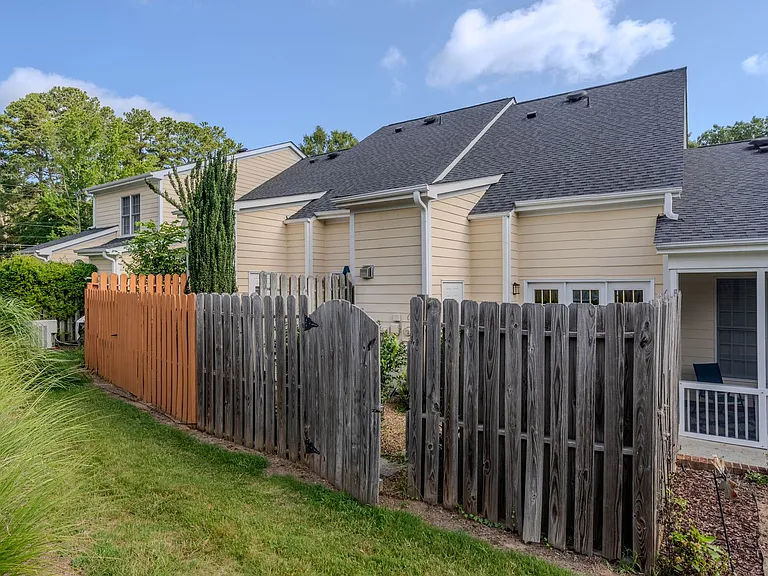 702 Teague Pl — Photo 19
