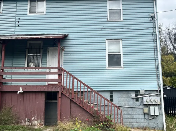 193 Pollock Dr #B, Gibsonia, PA 15044