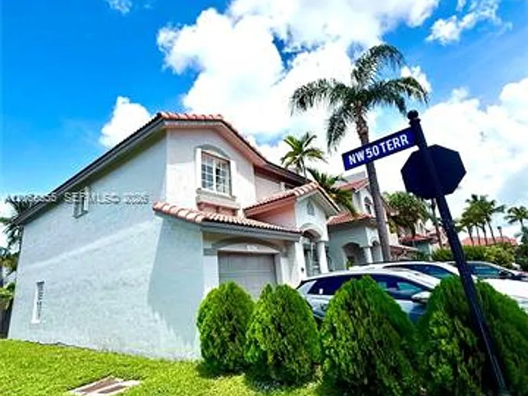 5042 NW 114th Ct #Townhouse 5042 — Photo 21