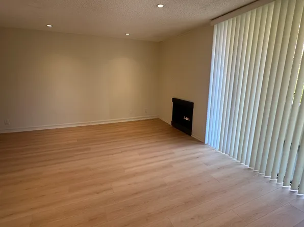 1728 Montana Ave #5D, Santa Monica, CA 90403