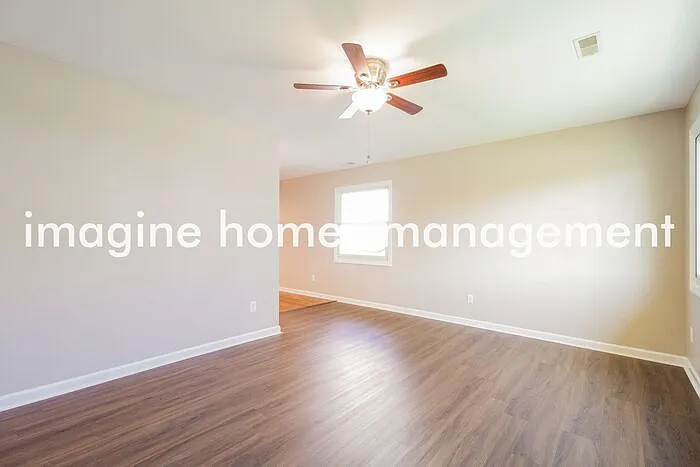3928 Belfast Ave — Photo 5