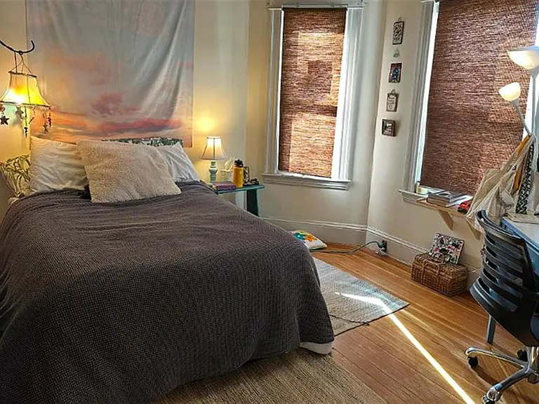187 College Ave #1 — Photo 9