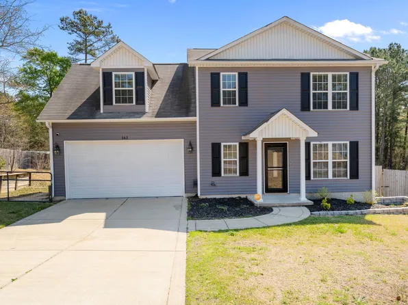 143 Himalaya Dr, Raeford, NC 28376