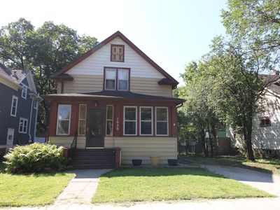 1020 9th Ave S, Fargo, ND, 58103