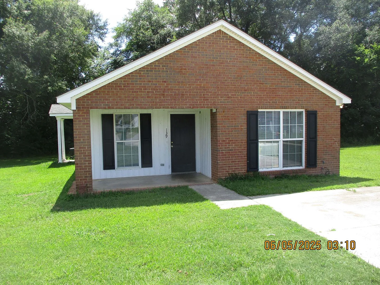 Twelve Oaks Ct. 139 — Photo 1
