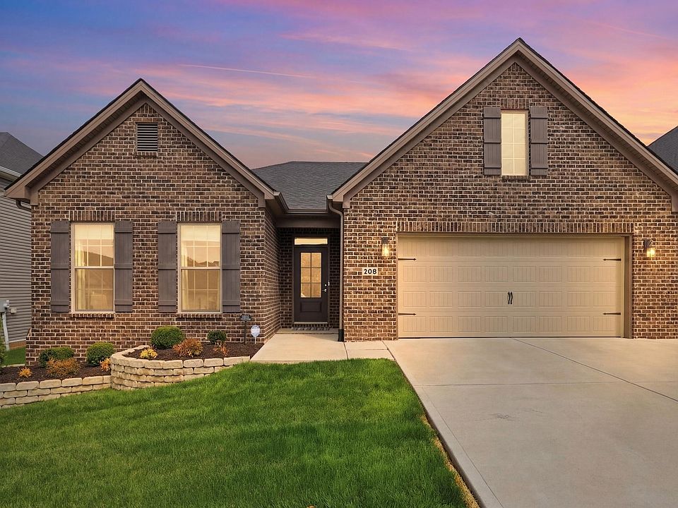 1st image of 208 Little Leaf Dr