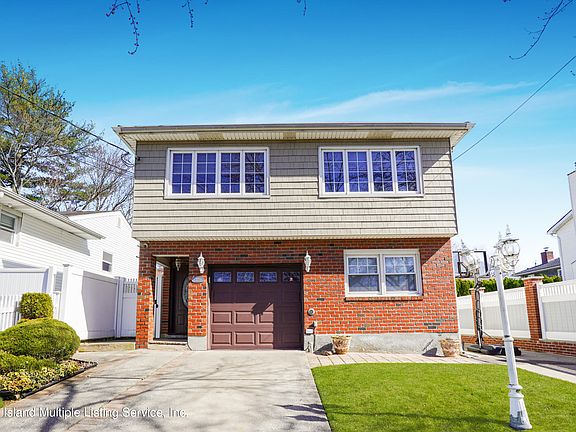 2nd image of 223 Hawthorne Ave