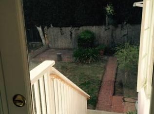 2511 Chapala St, Santa Barbara, CA 93105