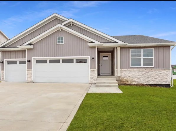 531 Wicker Dr, Huxley, IA 50124