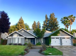9342 N Maiden Ln, Fresno, CA 93720