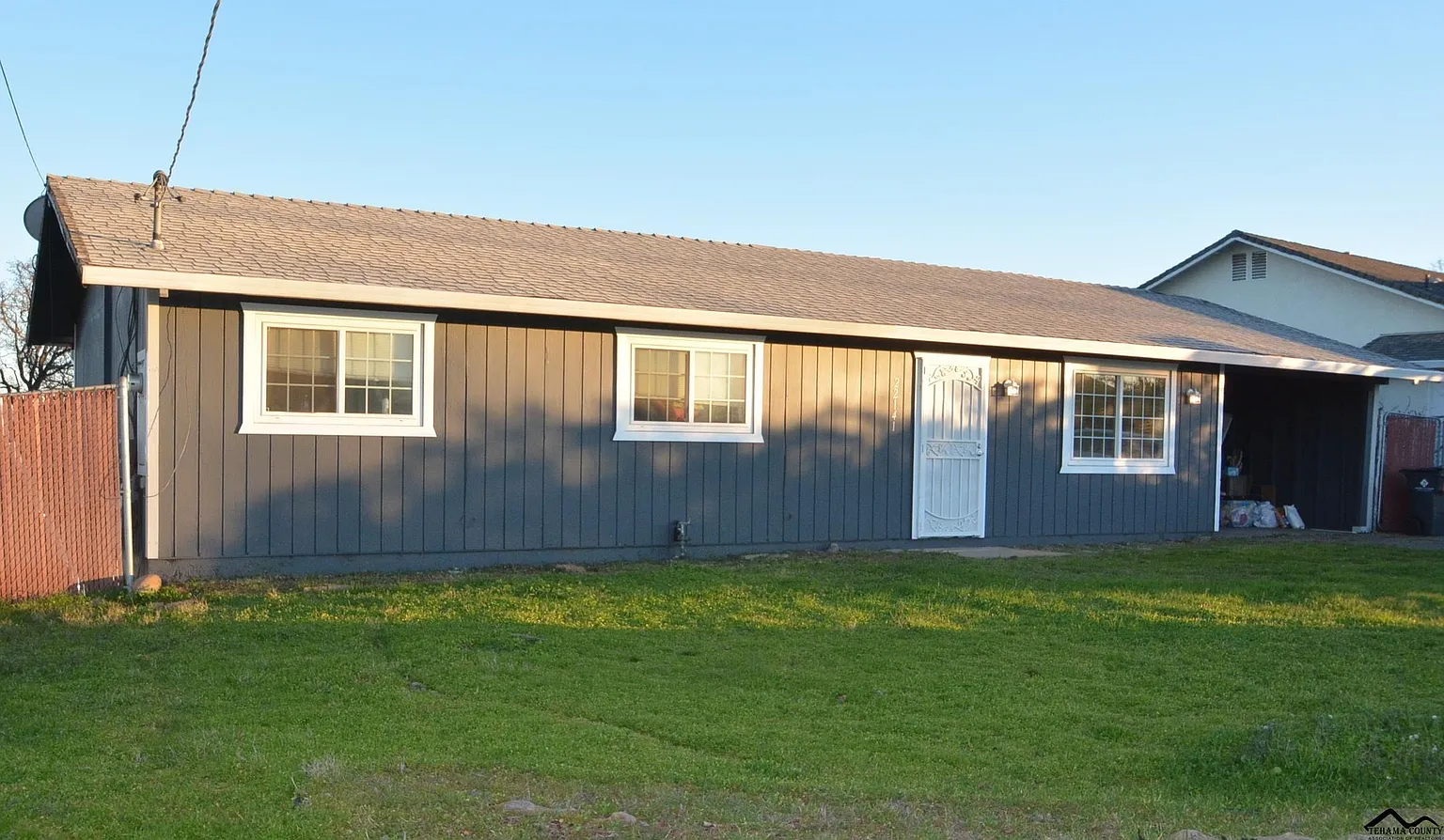 22141 River View Dr photo 1