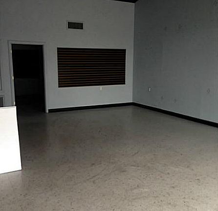 2nd image of 1007 E Judge Perez Dr