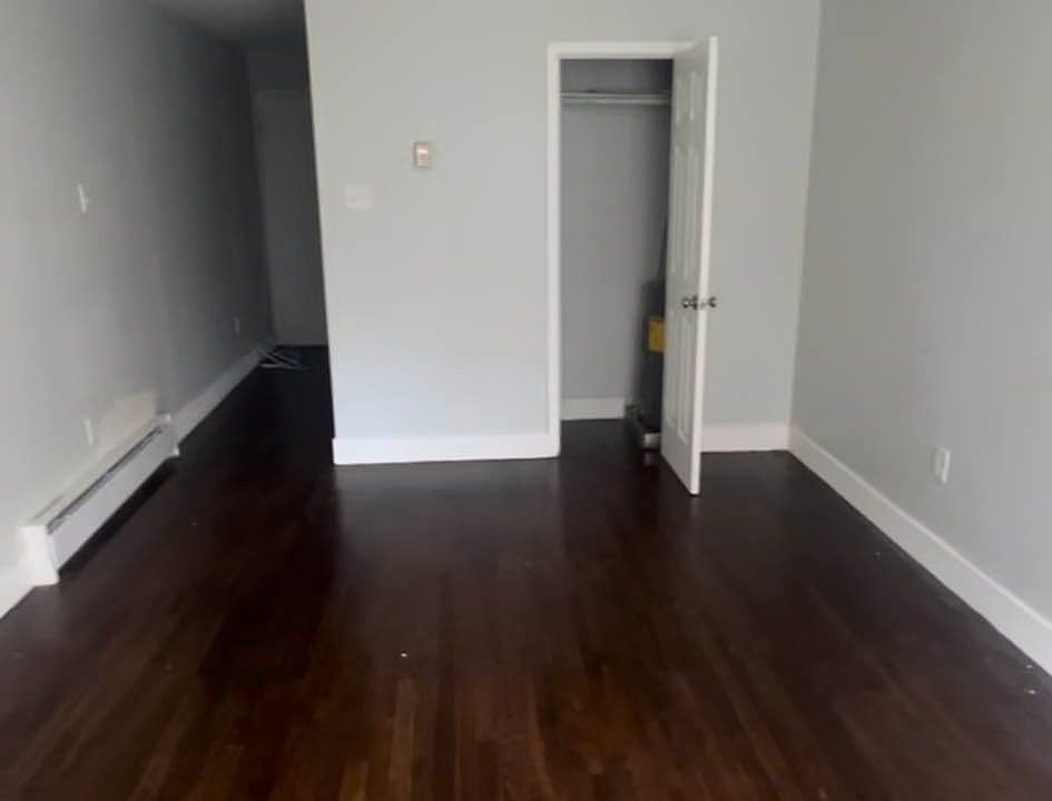 2nd image of 27-09 Astoria Blvd #3C