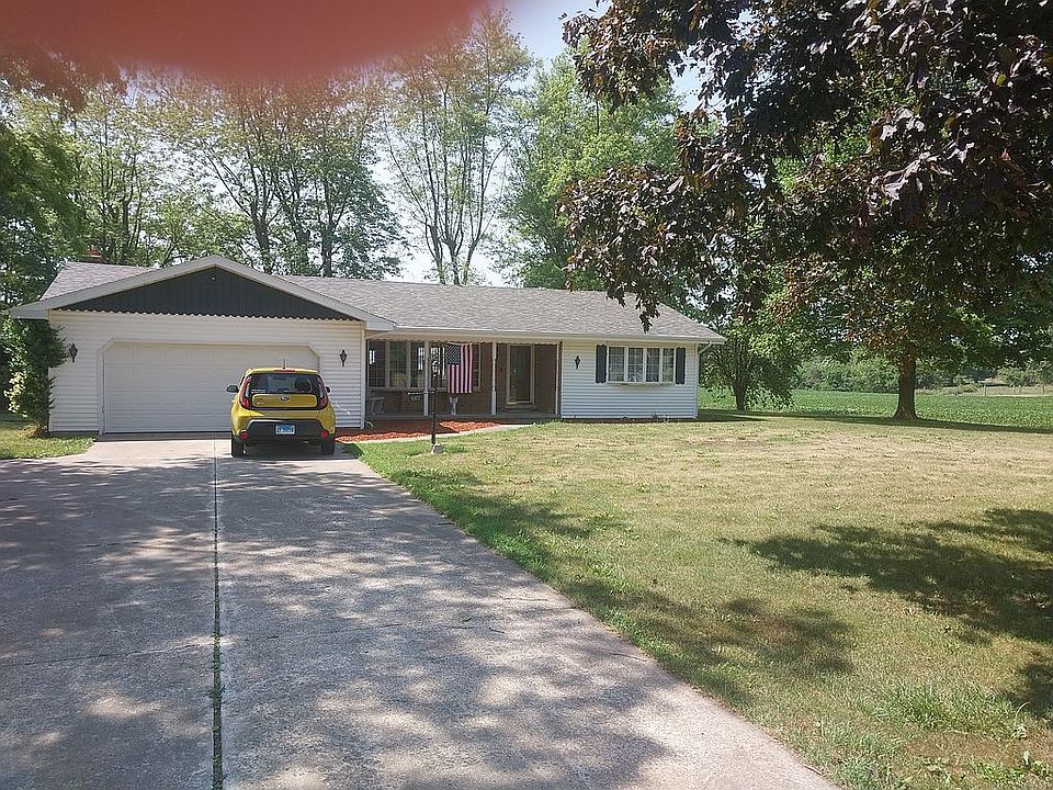 Street veiw/Front porch