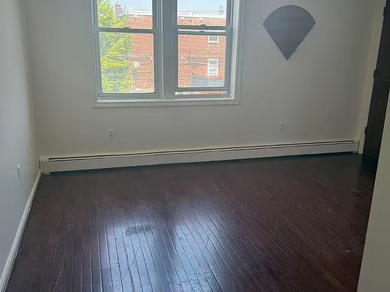 3127 Guilford St — Photo 11