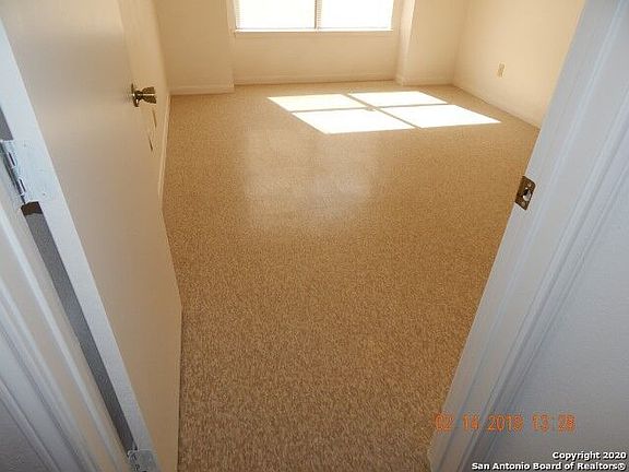 5th image of 6314 Queens Castle #2
