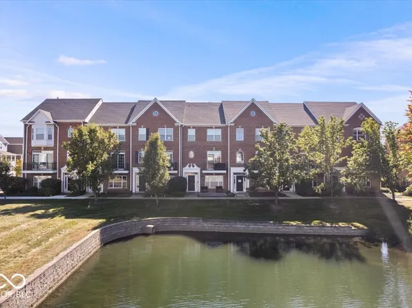 15364 Mystic Rock Dr, Carmel, IN 46033
