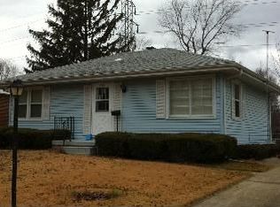 214 Brookwood Dr, Champaign, IL