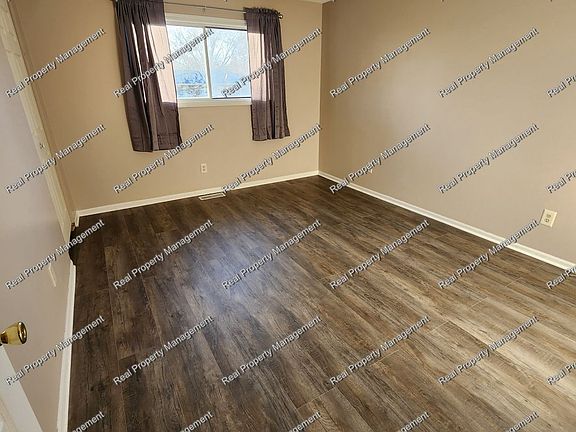 4th image of 5587 Tulip Ct APT A