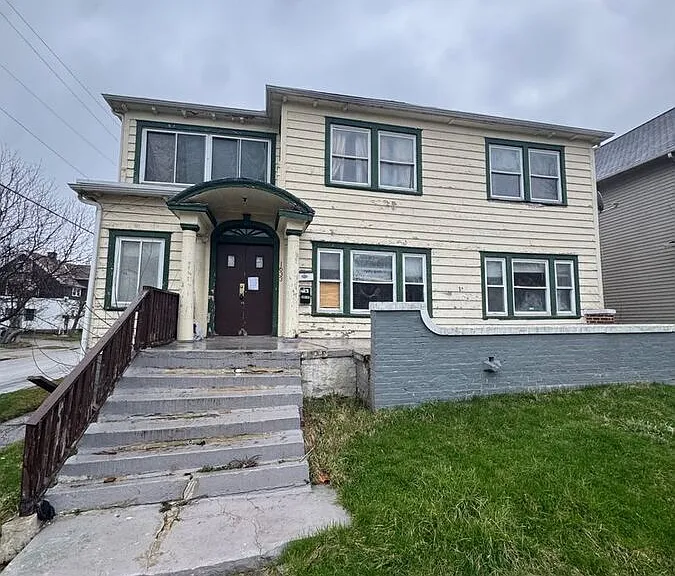 1633 Eddington Rd #1 — Photo 1