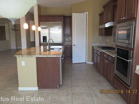 5th image of 291 W Hackberry Dr
