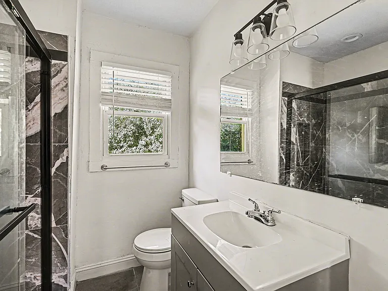 2604 Booker Ave — Photo 24