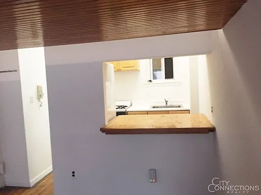 Rented by City Connections Realty | media 43