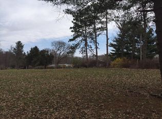 2 Bloxsom Dr, Danville, IL 61832