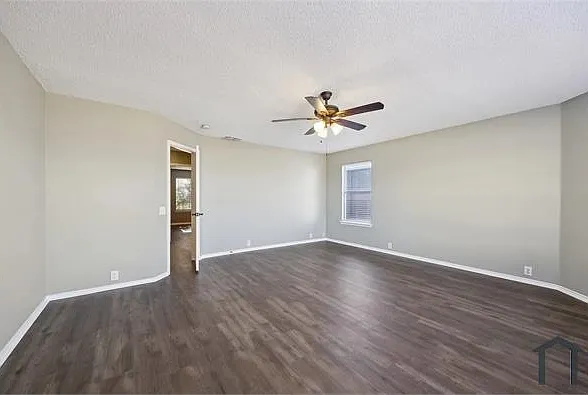 217 Amber Ridge Dr — Photo 5