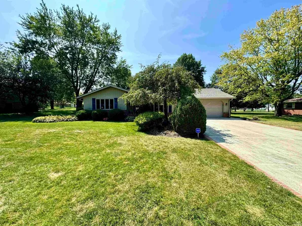 3007 E Kendall Ln, Muncie, IN 47303