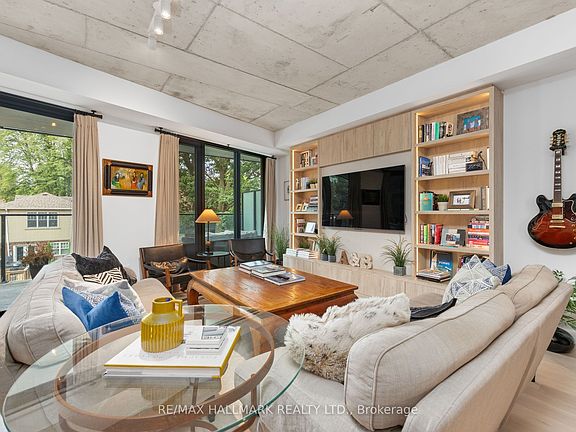 2nd image of 1720 Bayview Ave #309