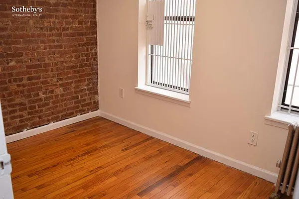 Rented by Sotheby's International Realty | media 8