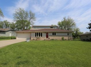 159 Kalarama Dr, New Lenox, IL 60451