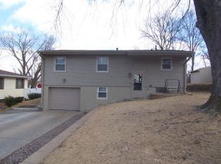 17 Skyview Dr, Council Bluffs, IA 51503