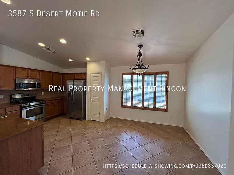 3587 S Desert Motif Rd — Photo 6