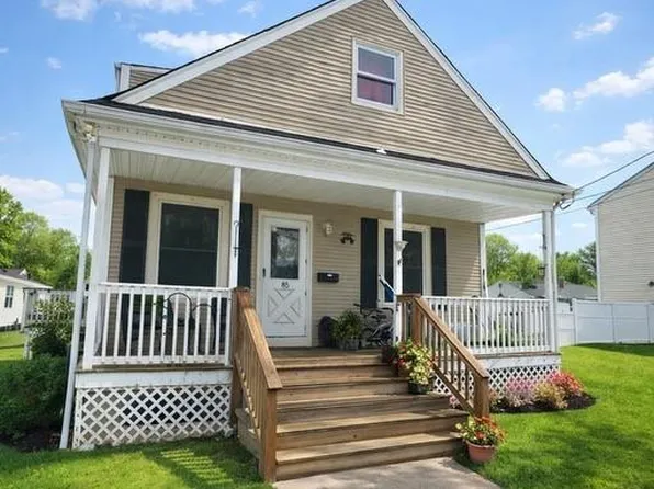 85 Vermont St, Cranston, RI 02920