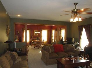 803 Hampton Place Rd, Monett, MO 65708