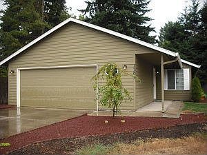 1st image of 2105 NE 53rd Cir
