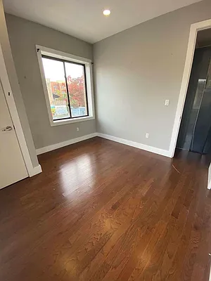 Rented by Lodger Corp | media 7