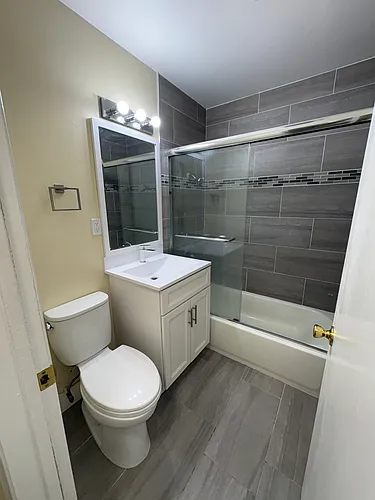 Floor plan 2 BD - 1 BATH