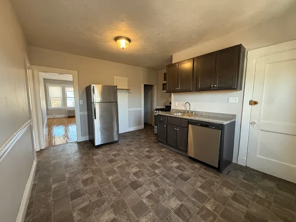 29 Lourdes Ave, Jamaica Plain, MA 02130