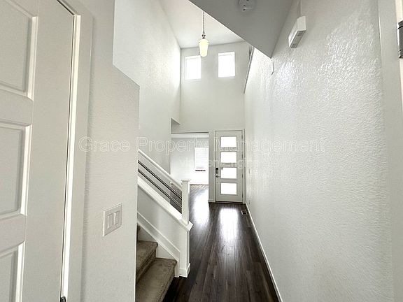 4th image of 17508 E 111th Pl