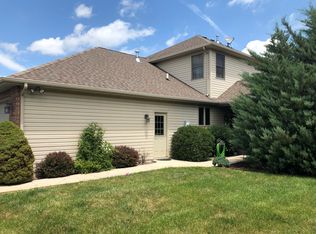 426 Avington Dr, Waterloo, IL 62298