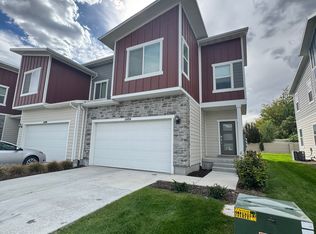 11484 S Hollybrook Loop, South Jordan, UT 84095