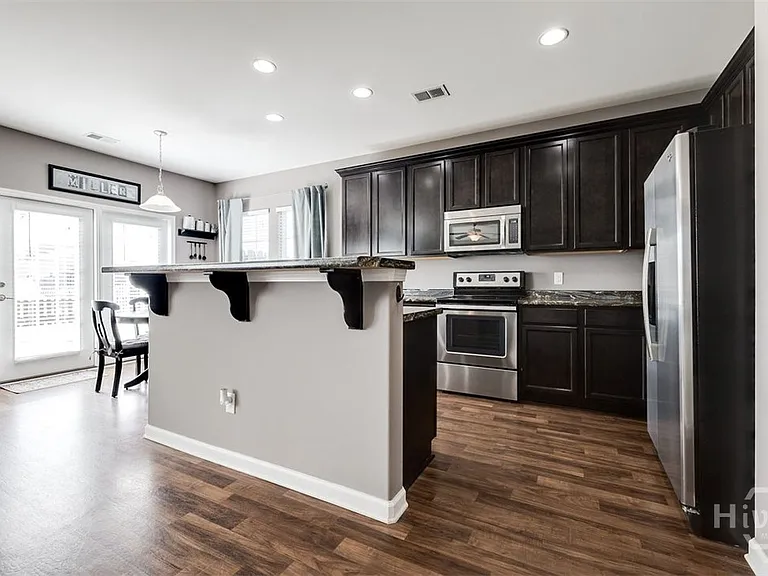 285 Willow Point Cir — Photo 10