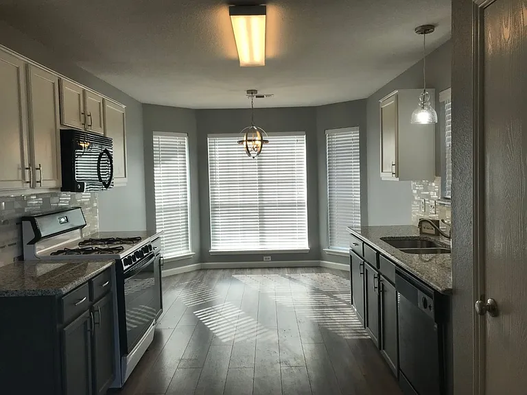 3305 Rustic Meadow Trl — Photo 6