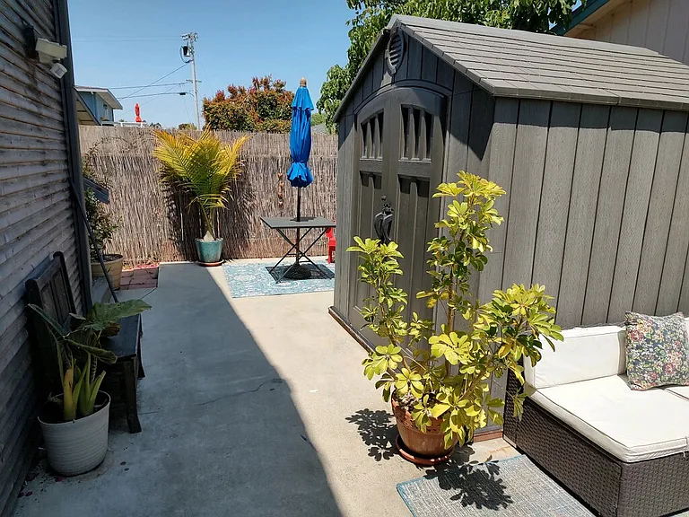 2135 Felt St — Photo 17
