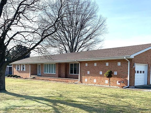 3rd image of 411 Dellwood Dr